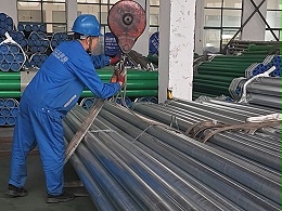 供水管选哪种更耐用？内衬不锈钢复合管优势解析