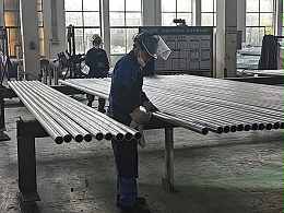 为什么选择内衬不锈钢复合管？产品特性与应用分析