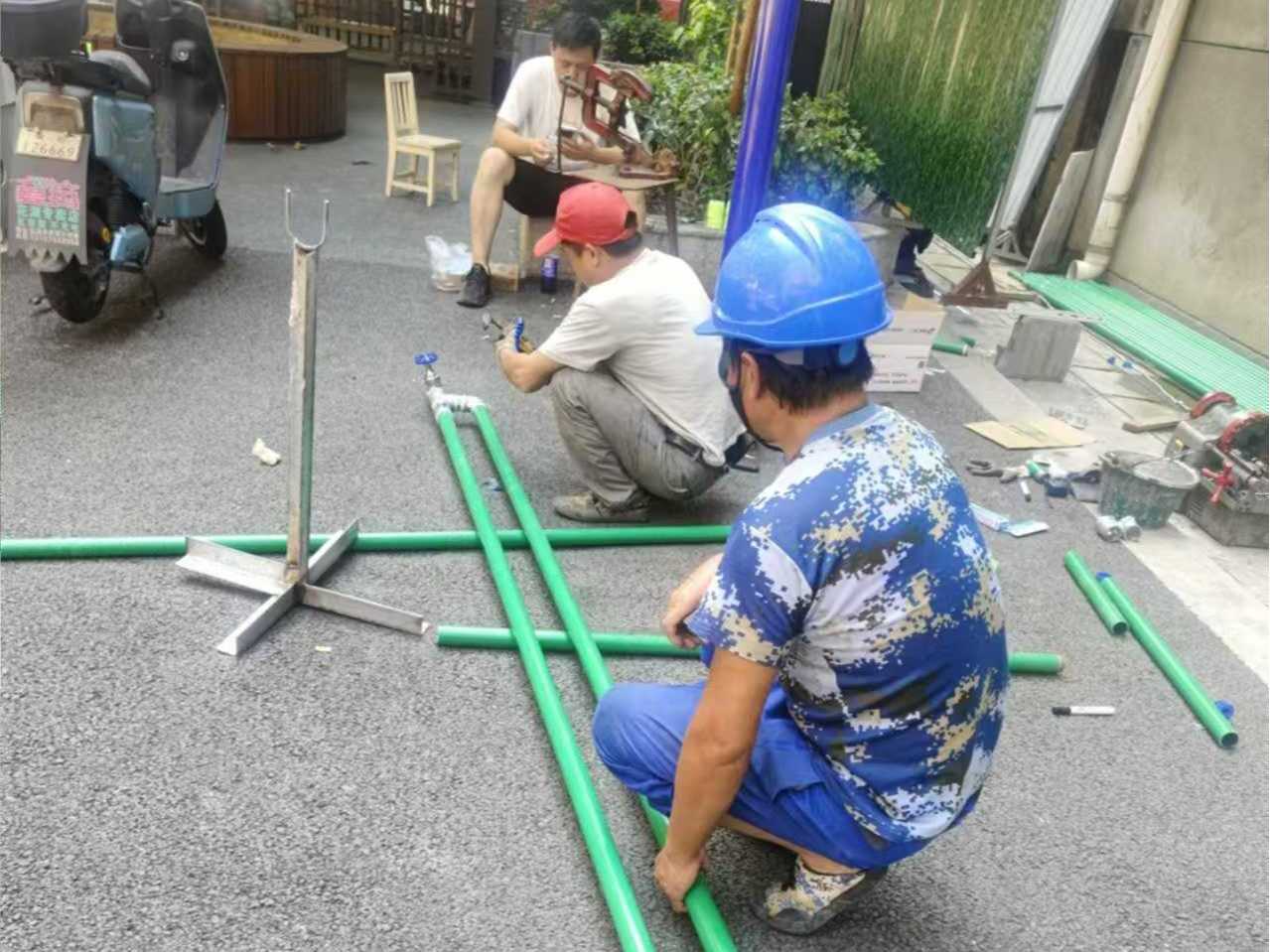 如何选择内衬不锈钢复合管？看完这些你就懂了